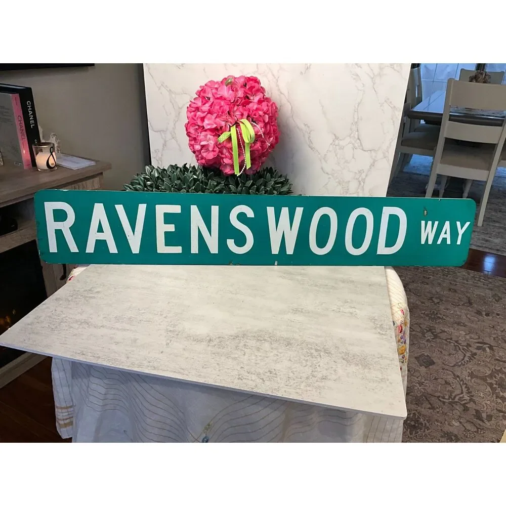 Vintage aluminum street sign Ravenswood Way - Picture 1 of 5